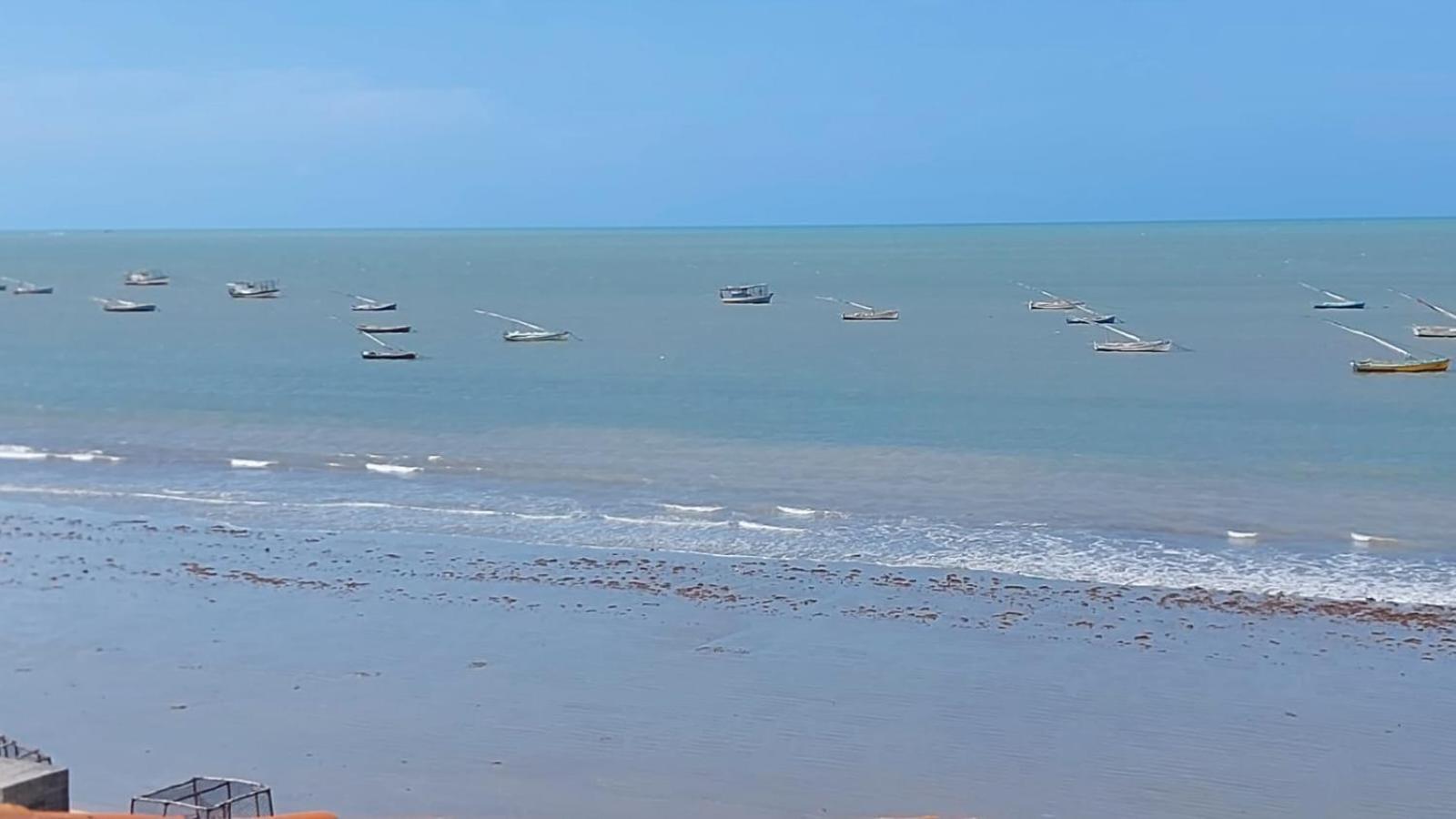 Chales Canto Do Mar Redonda Exterior photo